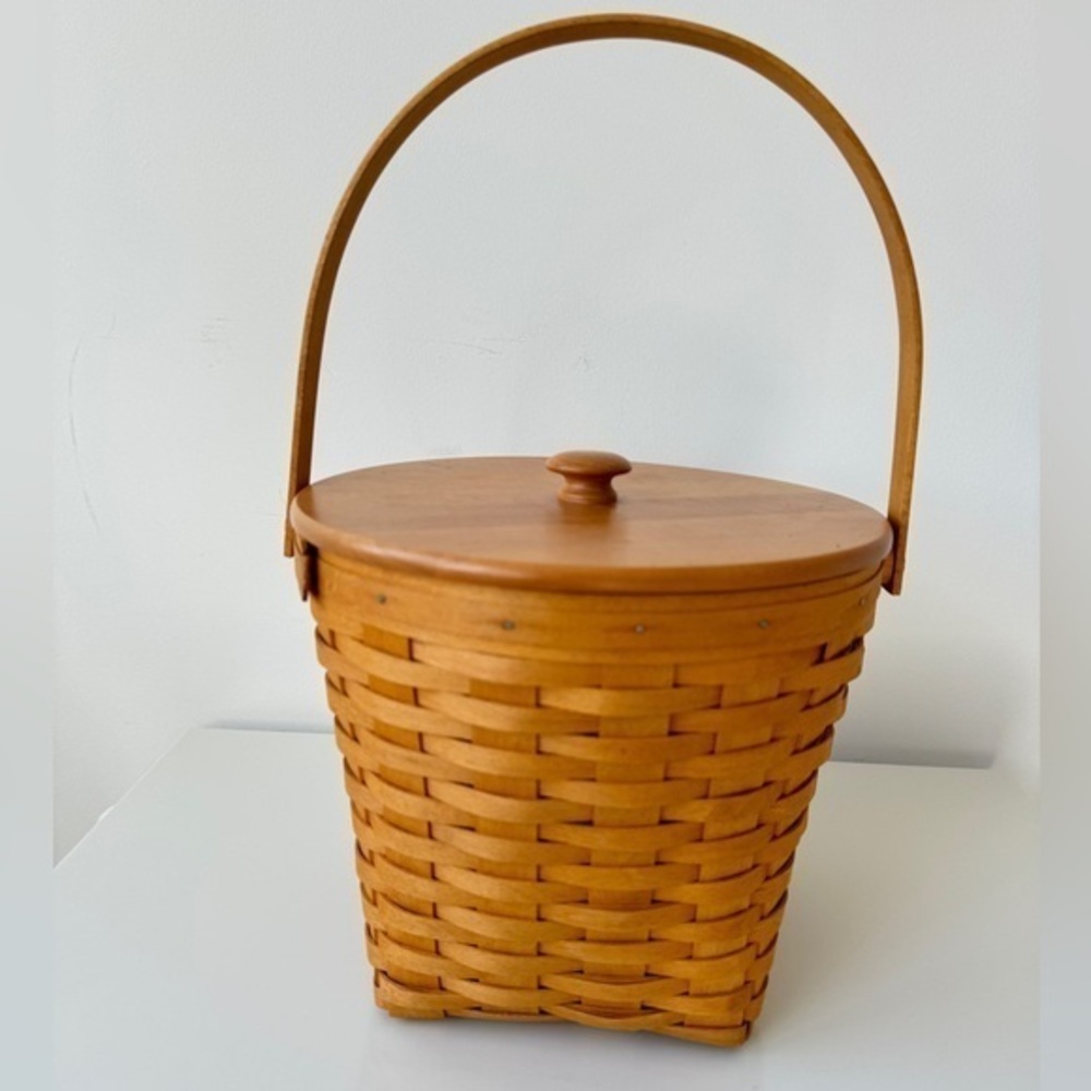 Longaberger Retired Measuring Basket Half-Inch Weave Top Square Base